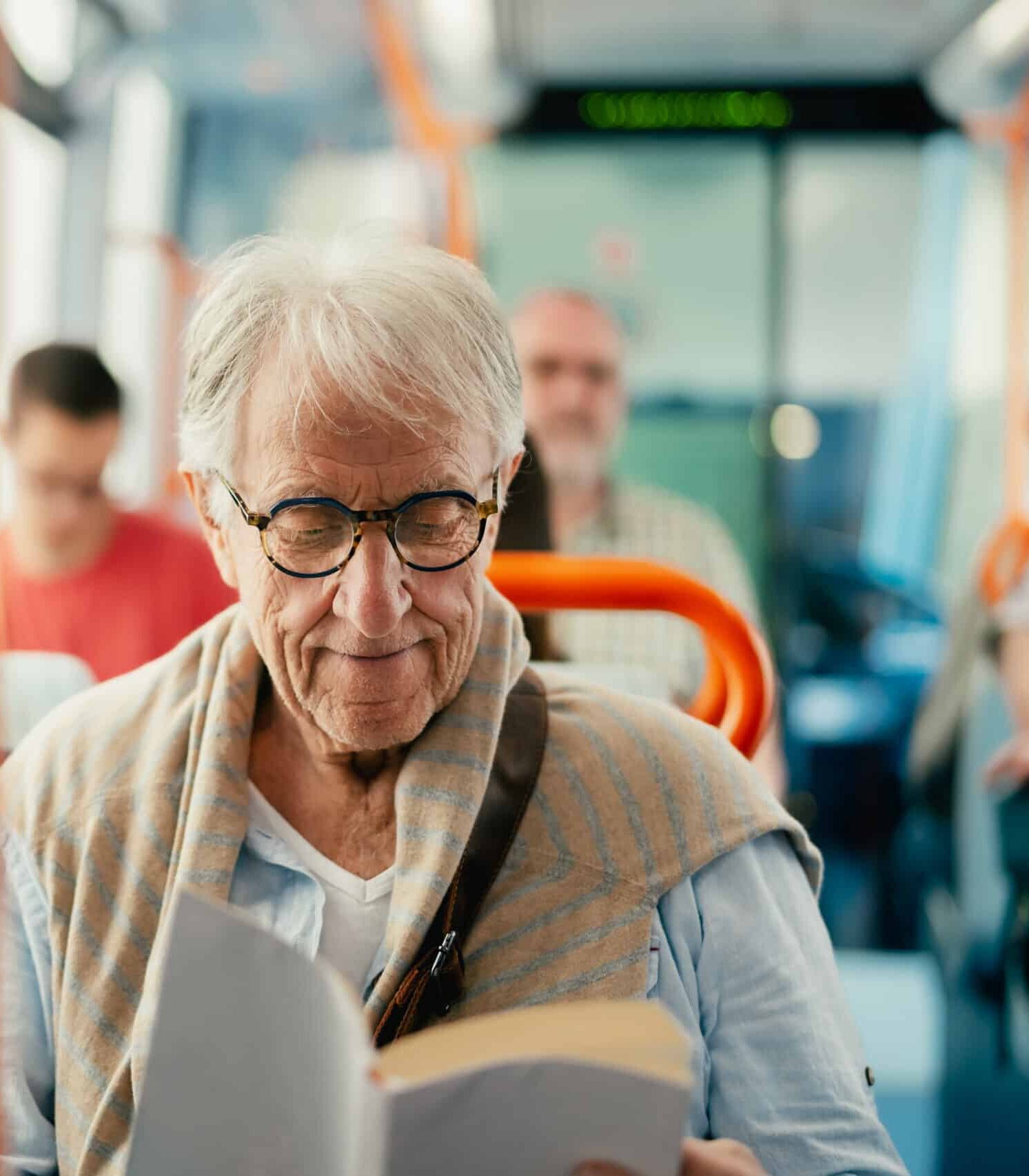 E Verdade que todos os idosos tem direito a passagem gratuita de onibus Veja o que diz a lei scaled 1 e1714048380345