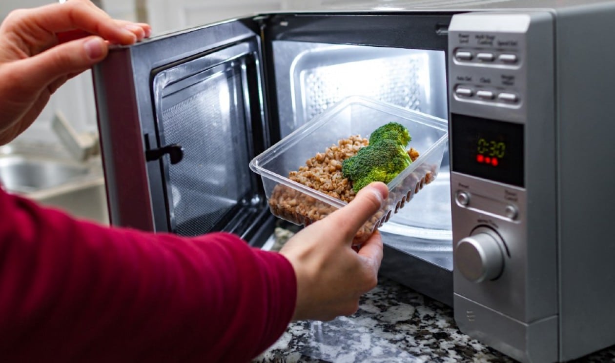 o micro ondas afeta a qualidade da comida