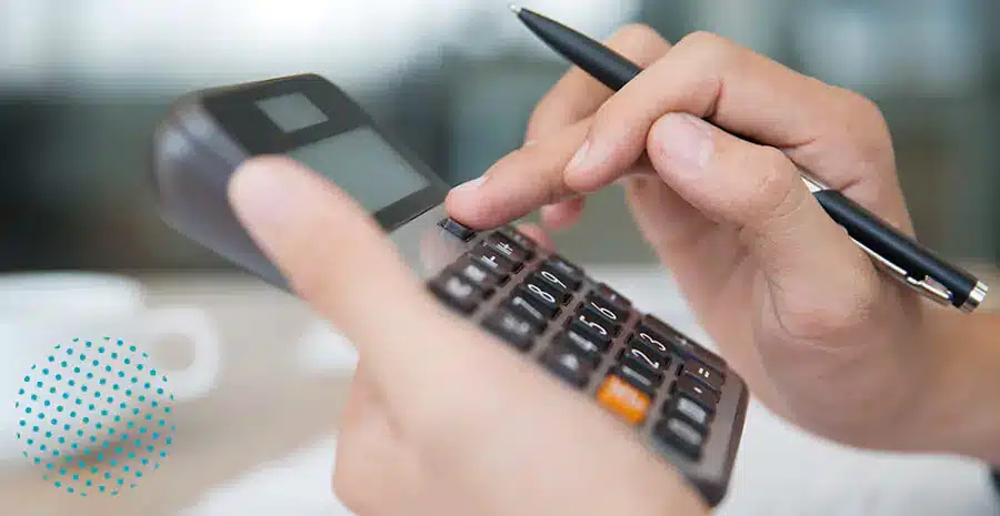 Aprenda a calcular a 1a parcela do 13o salario que cai em breve