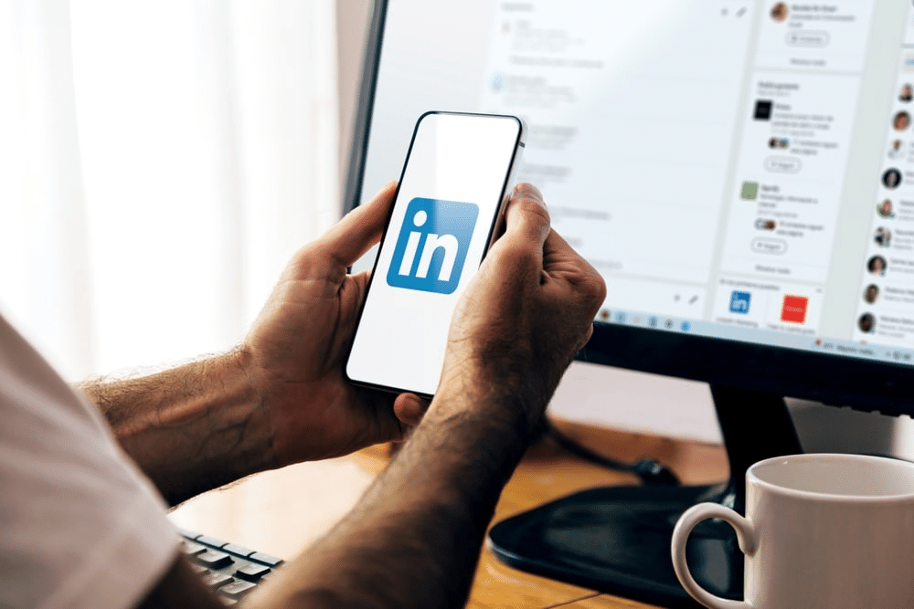Nova versão do LinkedIn com utilização da IA vai facilitar na busca por empregos 1 LinkedIn